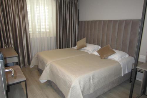 Freddy's Hotel, Tirana (zdjęcie 7)