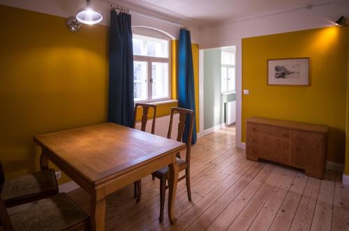 Holiday in quiet quarter, 20 min to city center - Apartment - Dresden