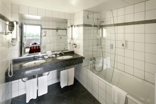 voco Dusseldorf Seestern by IHG, Düsseldorf (foto 8)