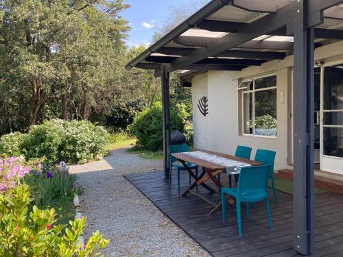 Bramber Cottage Hogsback, Living With Joy!