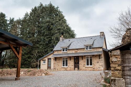 ทัศนียภาพภายนอกโรงแรม, Cottage Breton - Gîte de Charme en Centre Finistère (Situation idéale) (Cottage Breton - Gite de Charme en Centre Finistere (Situation ideale)) in โปลเนเวซ-ดู-ฟายู