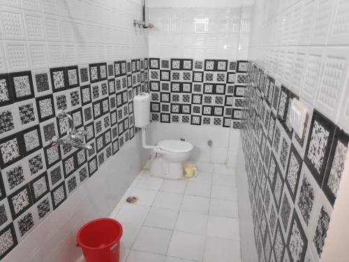 Bathroom, SV Hotel -Sant Villa in Ram Krishna Nagar