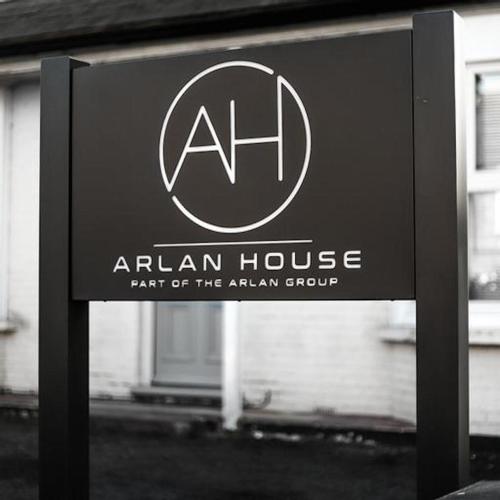 บริการและสิ่งอำนวยความสะดวก, Arlan House, Central Basingstoke Hotel in บัสสิ้งสโตค