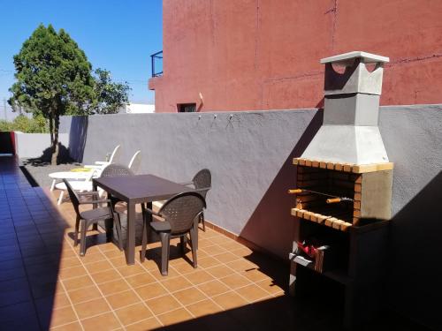 Idílico adosado en El Mocanal (Idilico adosado en El Mocanal) in เอลเฮียร์โร