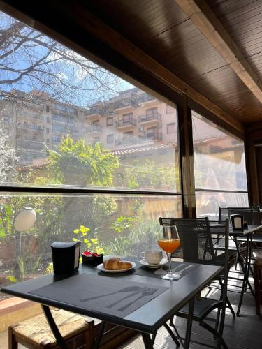 奥尔良酒店 (Hotel d'Orleans) in 帕勒莫