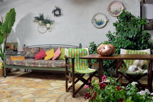 Ancient Corinth Guest House 5