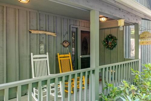 Exterior view, Laurel Lodge At Last near Cades Cove