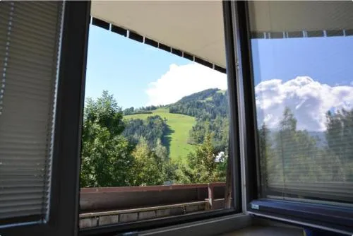 Alpine Lodge Apartment in Zell am See, Österreich