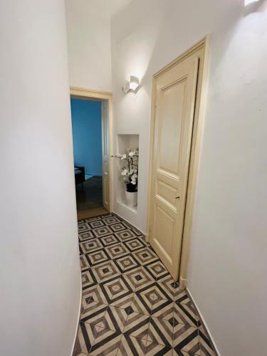 Beautiful condo at the Old Town, Bratislava (fotografie 9)
