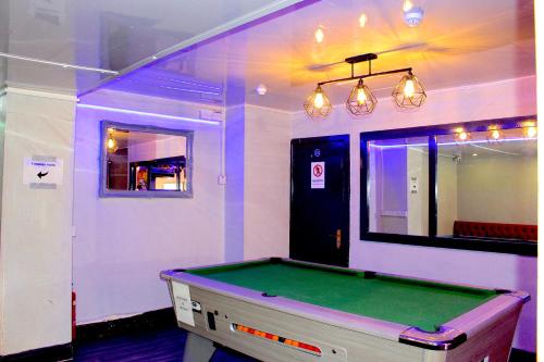 Calypso Hotel - image 7
