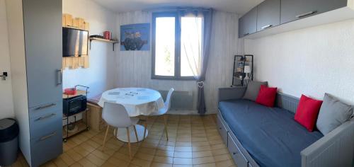 STUDIO CABINE PIED DES PISTES in Saint-Leger-les-Melezes
