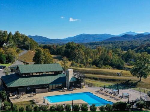 Golf course [on-site], Laurel Lodge At Last near Cades Cove