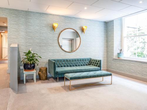 32 The Salcombe - image 11