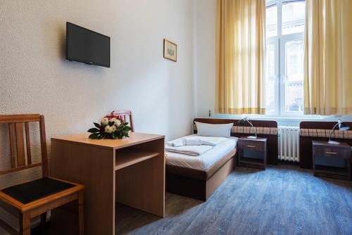 Queens Park Hotel - image 5