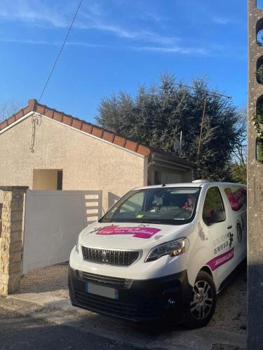 Maison avec sous sol indépendant et parking à 2km de Versailles (Maison avec sous sol independant et parking a 2km de Versailles) in Buc