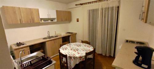 Konyha, Villa Boka Sunrise Apartments in Njivice