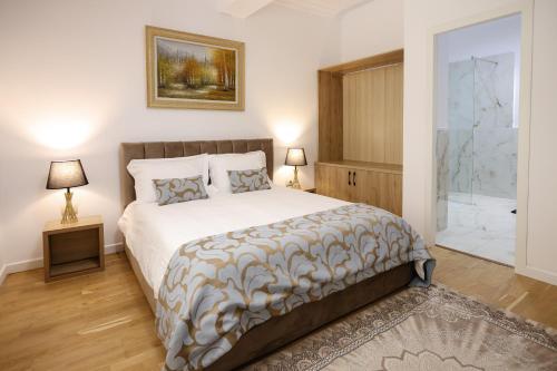 Ferdinand Hotel Rooms - image 4
