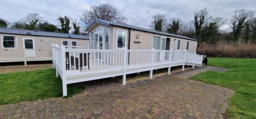 Beautiful caravan near Edinburgh nr 14