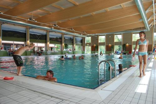 泳池, First Camp Enåbadet - Rättvik (First Camp Enabadet - Rattvik) in 拉特維克鎮中心