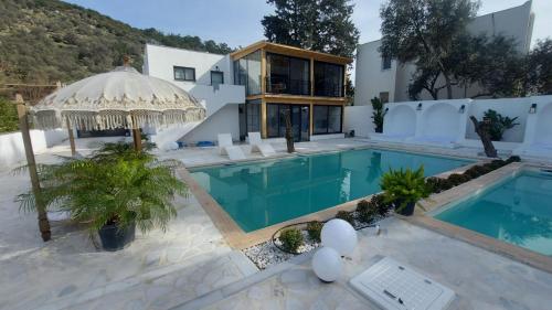 VILLA BOHO