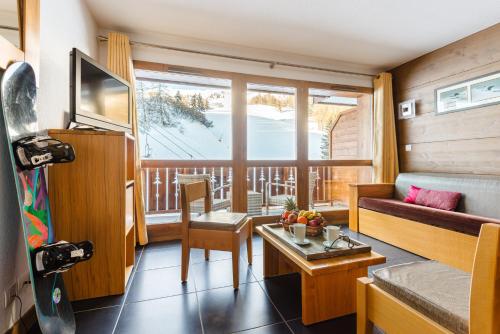 One-Bedroom Apartment (4 Adults)