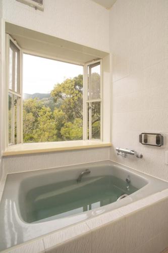 ゴンドラヴィラ イン熱海2階HakoneAtamiYugawara (ゴンドラヴィラ イン熱海2階HakoneAtamiYugawara) in 니시아타미초