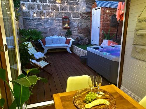Little Freo Cottage