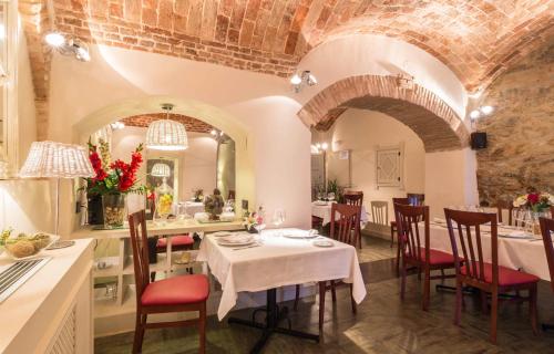 Hotel Plaza Grande - image 13