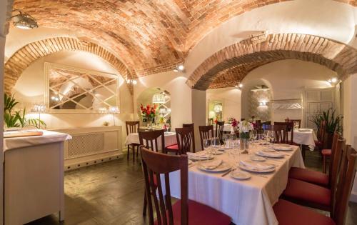 ห้องอาหาร, Hotel Plaza Grande in ซาฟรา / เลเรนา