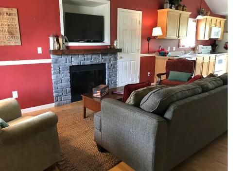 25- LAKE AND BOURBON TRAIL GETAWAY in Taylorsville, USA
