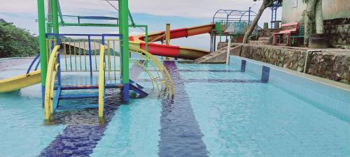 Water park, Curug Ciherang Villa & Glamping near Gunung Batu Jonggol