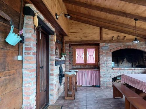 Iekārtas, Stara hiža Vlašić (Stara hiza Vlasic) in Kostanjevac