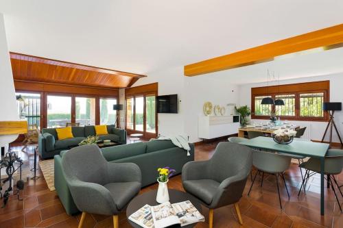 Lodging Apartments Villa el Raco in Szentpedor