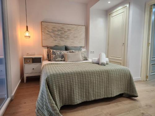 FLORIT FLATS - The Apolo Apartment, Valencia