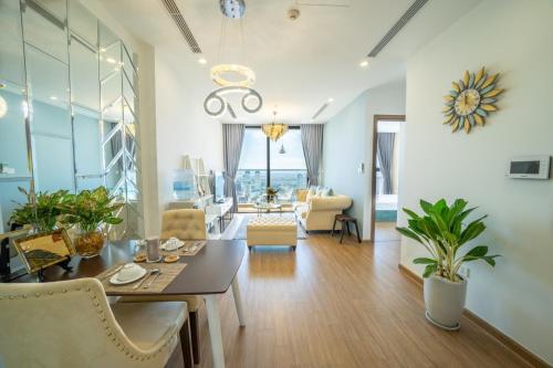 Cozy La rosa Vinhomes Skylake 01