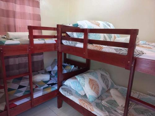 CABRERA GUEST HOUSE exGREEN BAMBOO GUIMARAS Room Type - Classic Quadruple Room