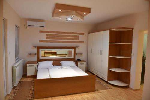 Hostel Mir