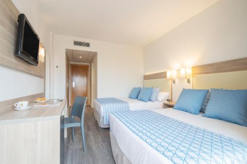 Hotel Palm Beach - Aqualandia & Mundomar Included - image 6