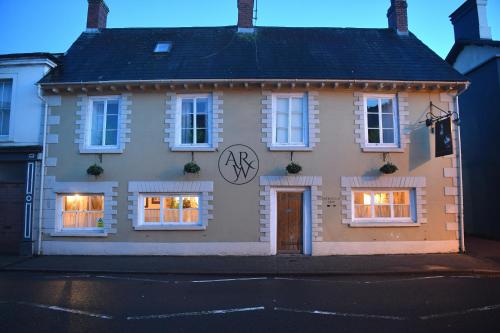 Alfred Russel Wallace Restaurant with Rooms