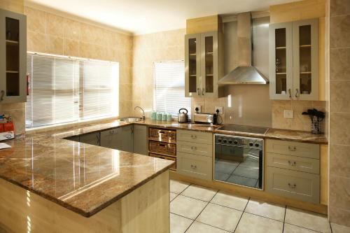 Mulligan, Langebaan, 10-sleeper in Langebaan Country Estate