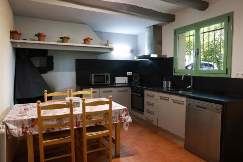 Konyha, Masia Rural Cal Belles Mas in Sils