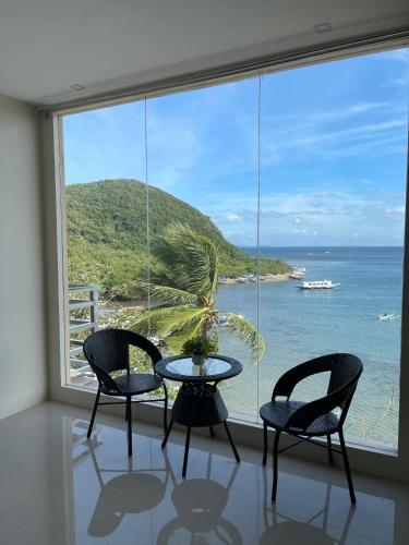 Hotel Dorotea near Muelle Pier