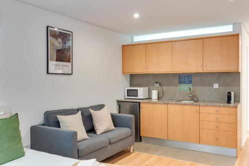 Bonjardim Downtown Apartments by DA'HOME 4