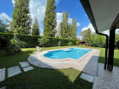  Charming villa with pool in Albarella in 37010 Palazzo Vianello