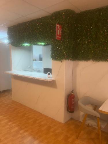Limin Hostel Capsules in Valence
