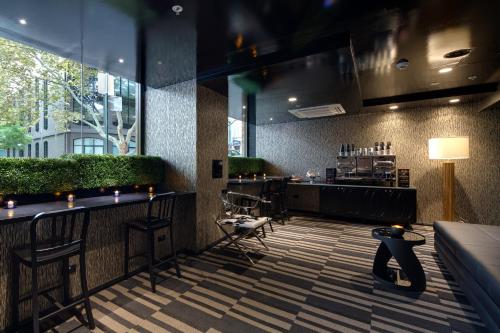 Pub/salon, 57 Hotel in Surry Hills