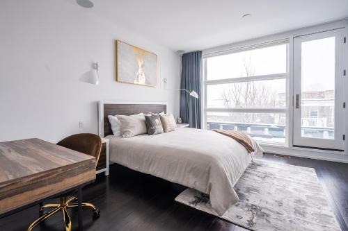 B&B Toronto - GLOBALSTAY Exclusive 4 Bedroom Townhouse in Downtown Toronto with Parking - Bed and Breakfast Toronto