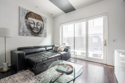 GLOBALSTAY Exclusive 4 Bedroom Townhouse in Downtown Toronto with Parking