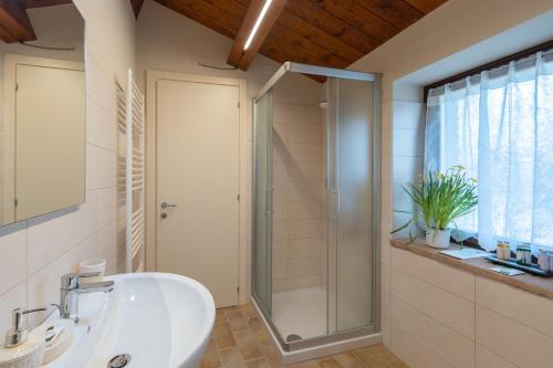 Bathroom, DOLF - Porta Gemina - Intera Villa in Urbisaglia