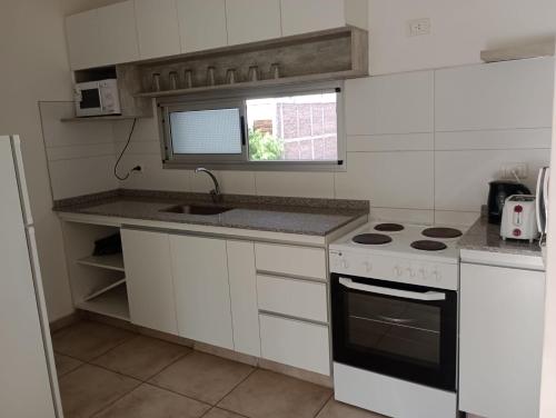 DEPARTAMENTOS LEMOS TRES in 라스 에라스